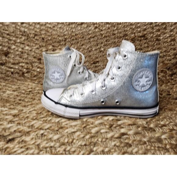 CONVERSE COATED SILVER GLITTER CHUCK TAYLOR ALL STAR KIDS Size 2 Hi Top - Picture 7 of 11